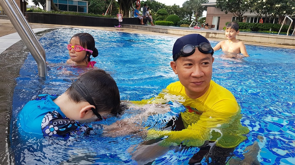 Trung tâm dạy bơi Swim To Be Live