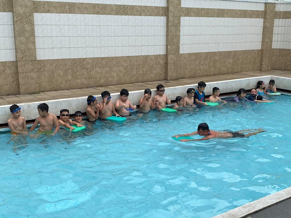 Bể bơi Chi Lăng