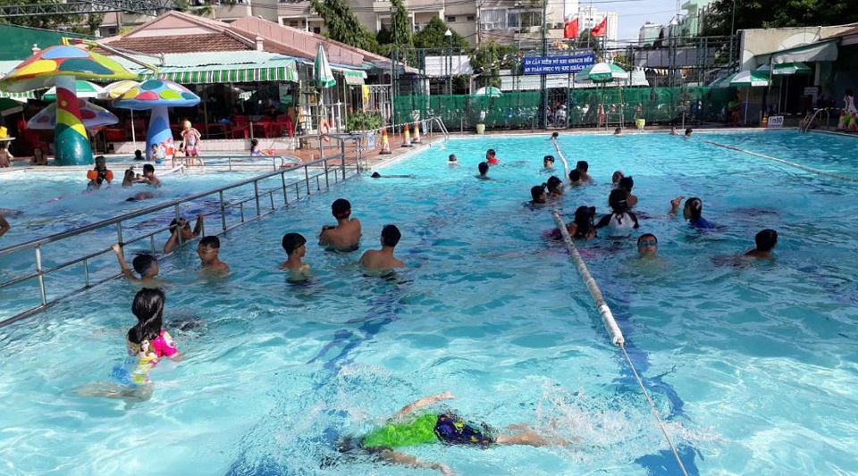 Lớp Học Bơi Tại Hồ bơi Khánh Hội