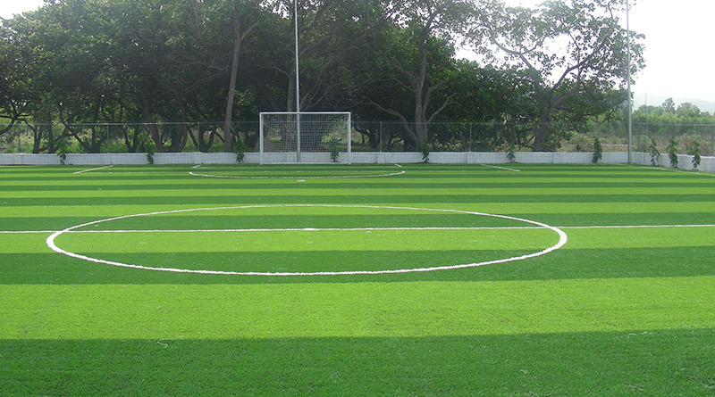 Sân bóng đá khu du lịch Rạch Dừa