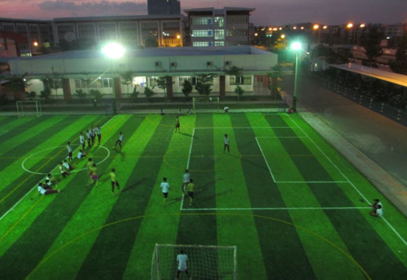 Sân bóng trường THCS Nguyễn Văn Tố